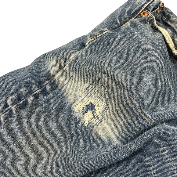 Y2K Levi’s 501 button fly medium wash straight leg faded jeans 34 x 32 - Picture 7 of 8